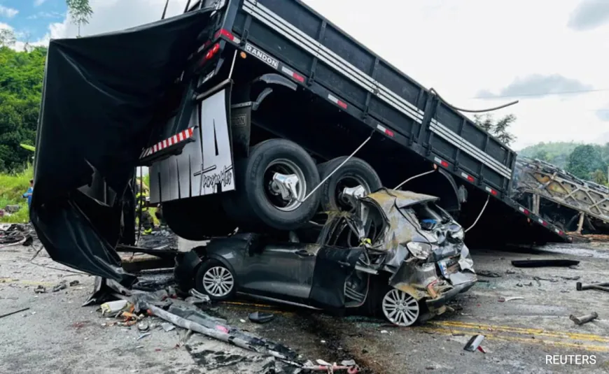 At Least 30 Killed In Brazil Bus And Truck Collision