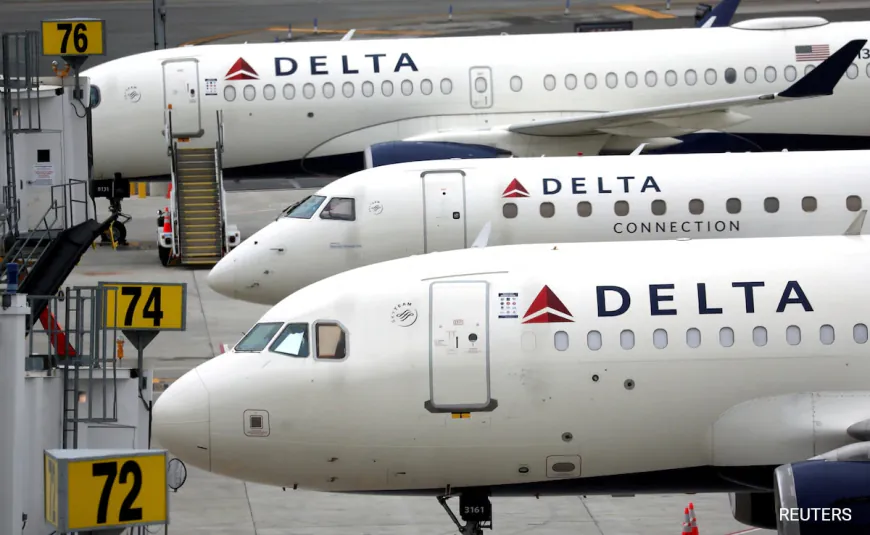 Person Without Ticket Sneaks Onto Delta Flight To Hawaii On Christmas Eve