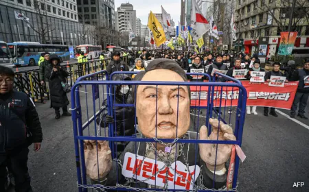 South Korea's Impeached President Yoon Resists Arrest As Deadline Nears