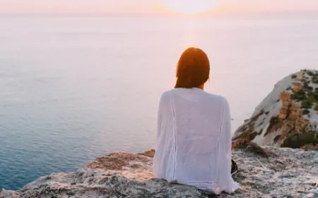 China Woman With 2 Reproductive Systems Becomes Both 'Mother' And 'Father'