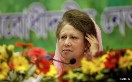 Bangladesh's Supreme Court Clears Way For Khaleda Zia To Run In Next Election