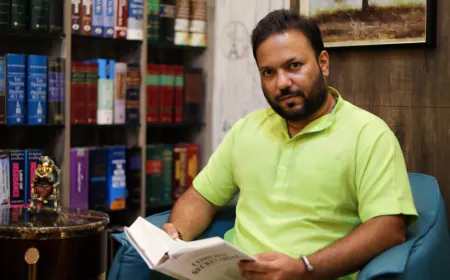 Manu Singh Receives Honorary Award from Washington Digital University