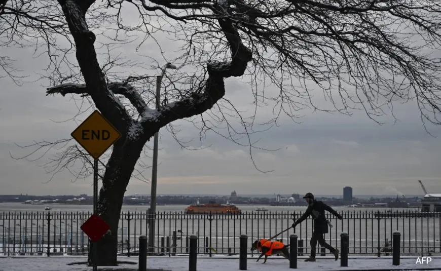 Winter Storm In US: 2,3000 Flights Cancelled, 2 Lakh People Without Power