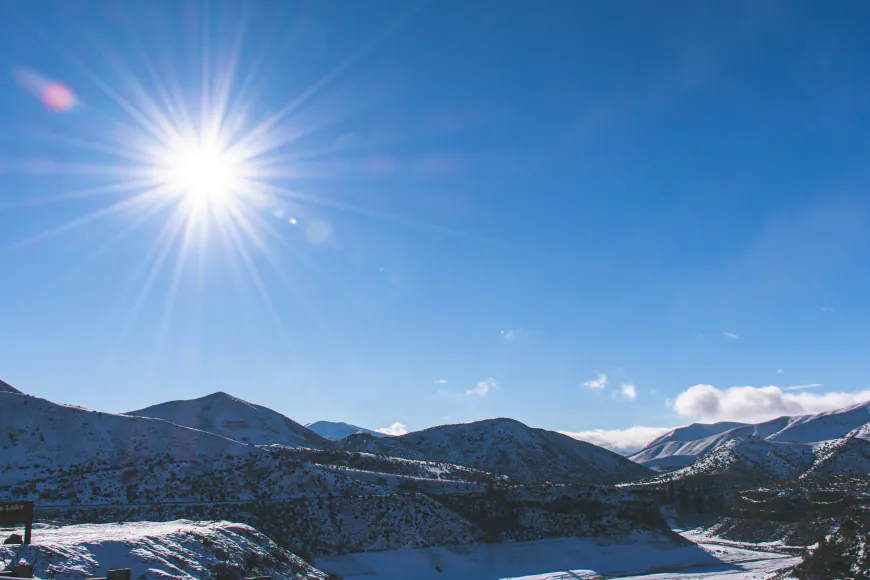 Scientists Finally Know Why Sun Mysteriously Turned Blue Almost 200 Years Ago