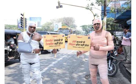 Mirchi Mumbai’s ‘Toote & Phoote’ Take over the Streets