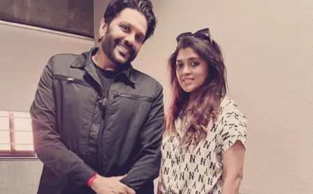 ‘Producer Ketki Pandit Hosted Fashion Event  Swarnim’ Held At Bhopal’s Sage University