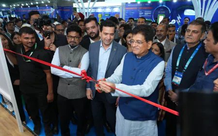 Signify Showcases UltraEfficient Lighting Solutions at IECGM2025India, Inaugurated by Shri Piyush Goyal