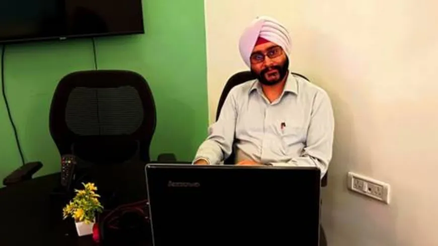 This year on Teachers’ Day, author Chet Kamal Parkash honours his Teachers with a Thoughtful Tribute