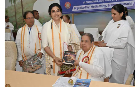 Dr. Sohini Sastri Shines as Guest of Honor at the Rashtriya Media Maha Sammelan 2025 Held at the Brahma Kumaris Headquarters