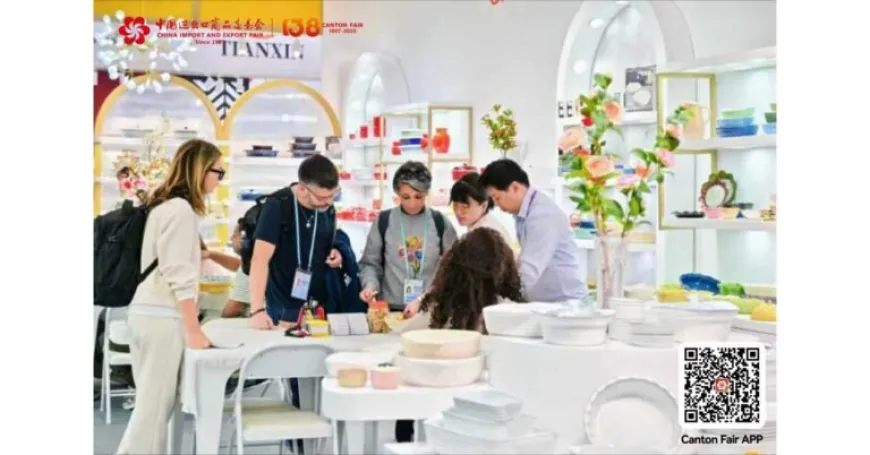 138th Canton Fair Showcases Resilience of China’s Craft Ceramics and Glassware Industry