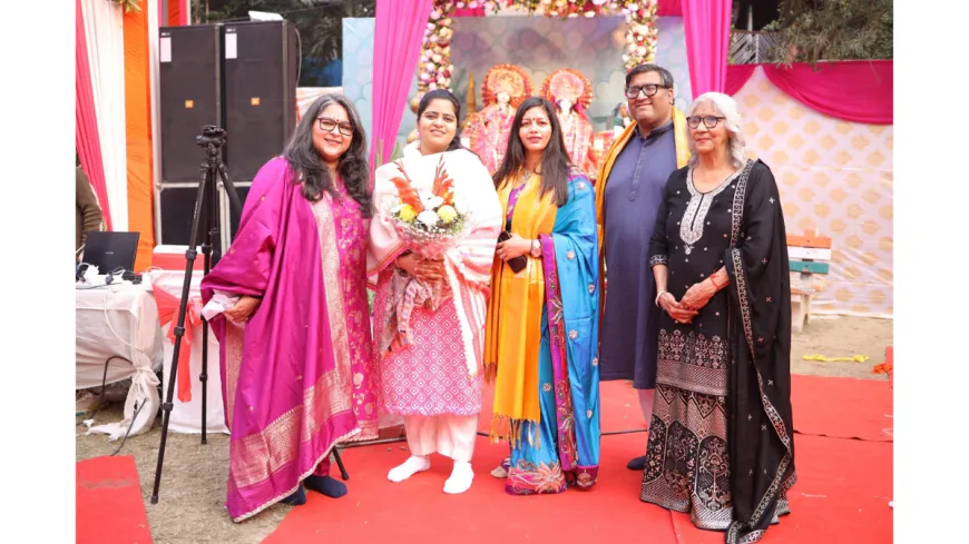 Renowned Artists Nikunj Kamra Ji and Arushi Gambhir Perform Rasmay Sankirtan at Mrs. Rajni Kapoor’s 75th Birthday