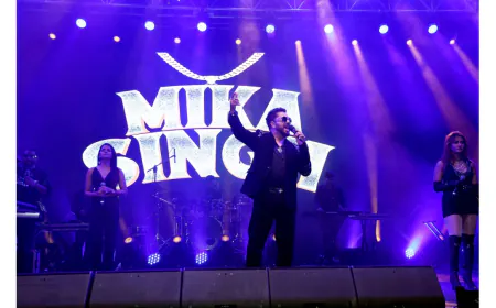 Flying Frog World Delivers a Grand Live Music Experience with Mika Singh at Khar Gymkhana