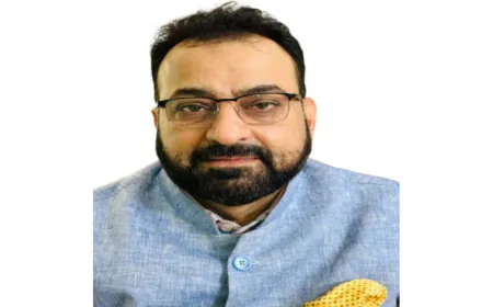 India’s Strategic Tightrope in Global Turmoil